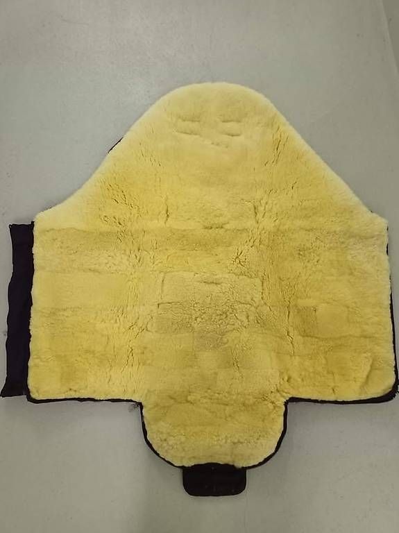 Sacs de couchage: Lammfellfusssack – D'occasion à Adliswil par BaskaT 2