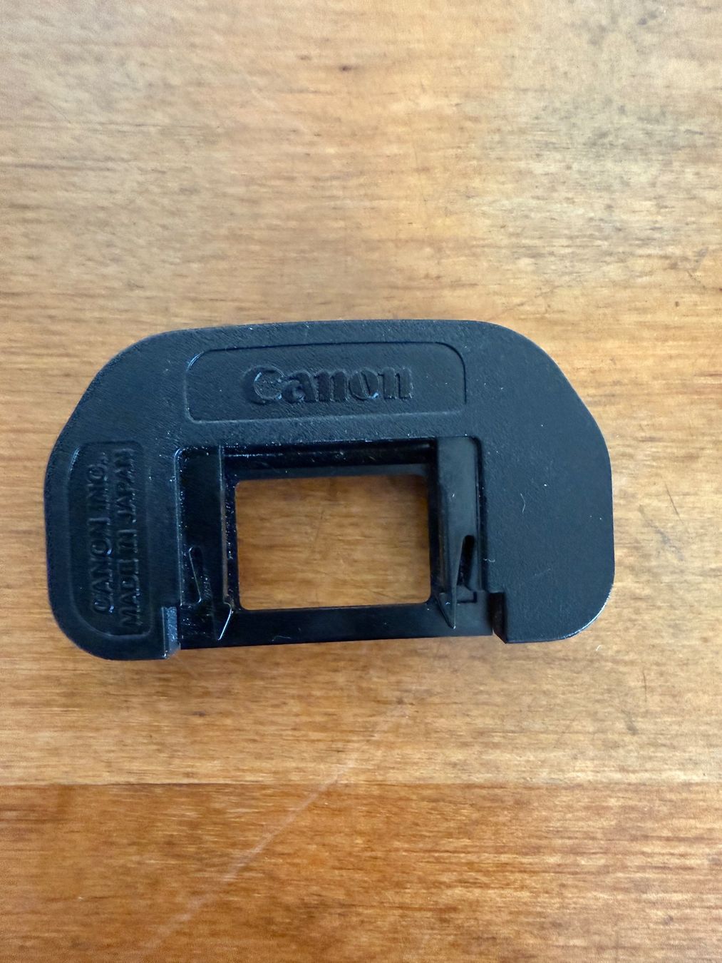 Canon Fotocamera: Canon Augenmuschel EB – Usato da Zürich venduto da joejomojo 1