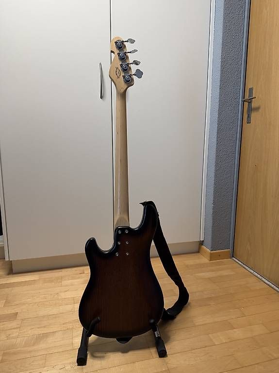 Strumenti musicali: E-Bass Sandberg California VS Passive – Usato da Berg TG venduto da L.Zollikofer 2