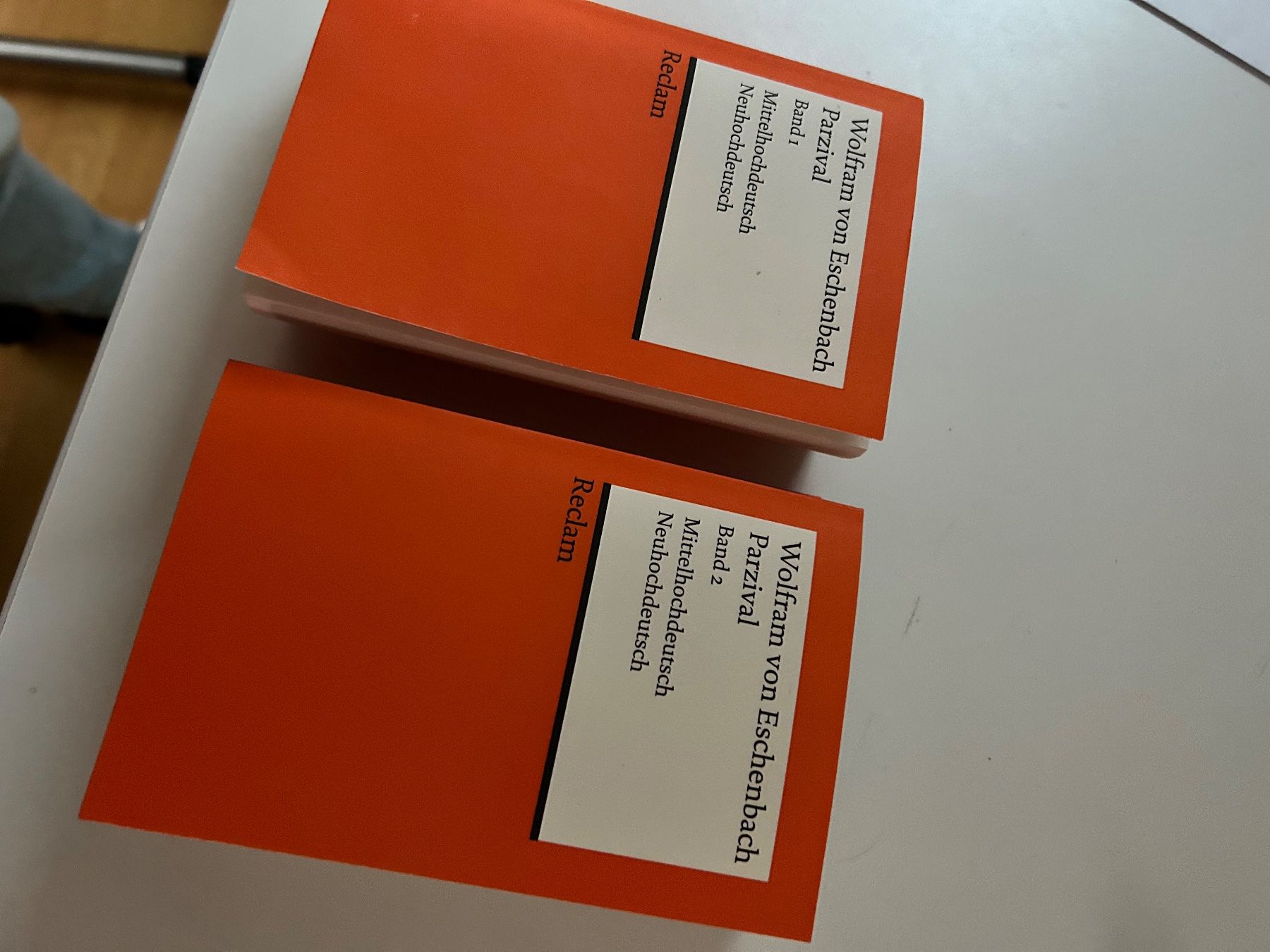 Libri: Parzival Reclam zwei Teile – Usato da Basel venduto da Tshabajuju 1