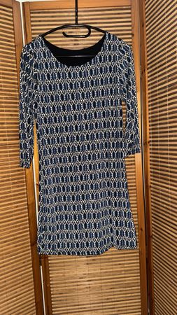 Hübsches Kleid, 38