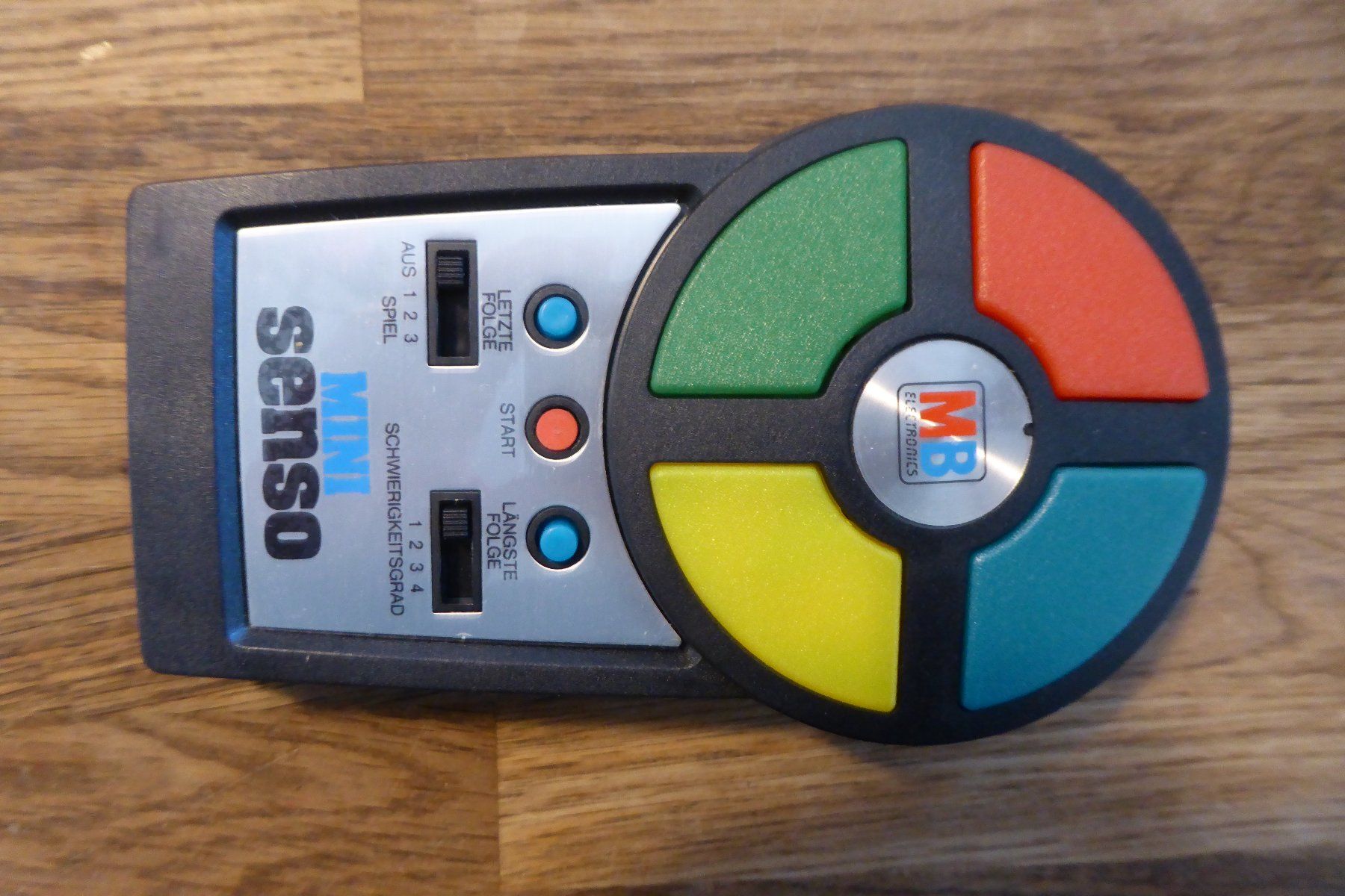 Giochi: MB Vintage Mini Senso in OVP – Usato da Allschwil venduto da Summelsarium 7
