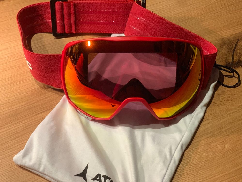 Neuwertige skibrille atomic count 360 hd rs red red hd gebraucht