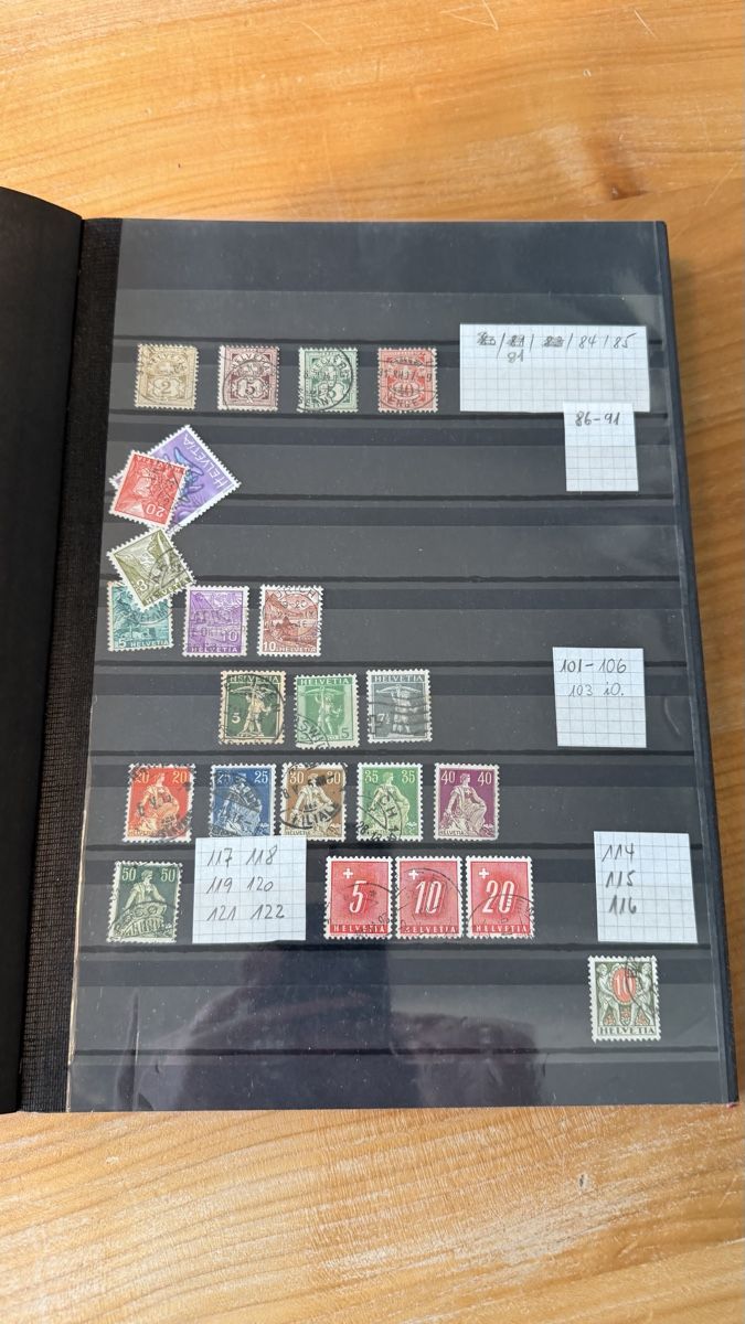 Album: Briefmarken Sammlung Schweiz Karte  – Usato da Widen venduto da Lupina2000