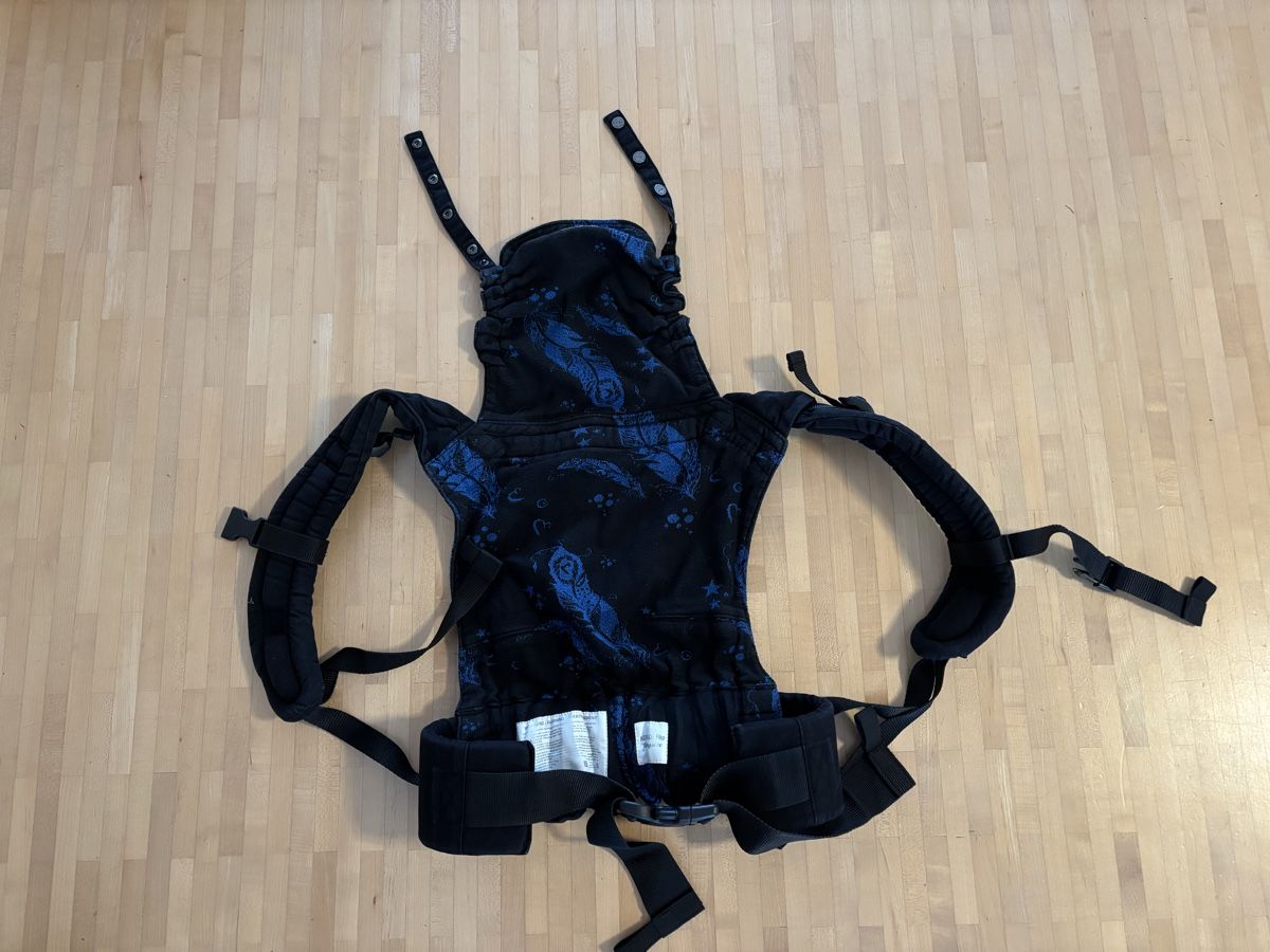 Kokadi Marsupi portabebè: Kokadi Flip Babysize - Federn Eliz reverse – Usato da Egg b. Zürich venduto da Lemonsqueeezy 1