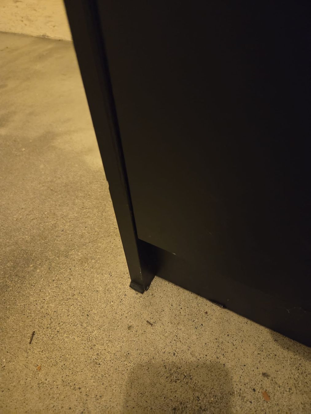 Armadi: Schmales Schubladenmöbel – Usato da Zürich venduto da jon_7tst 2