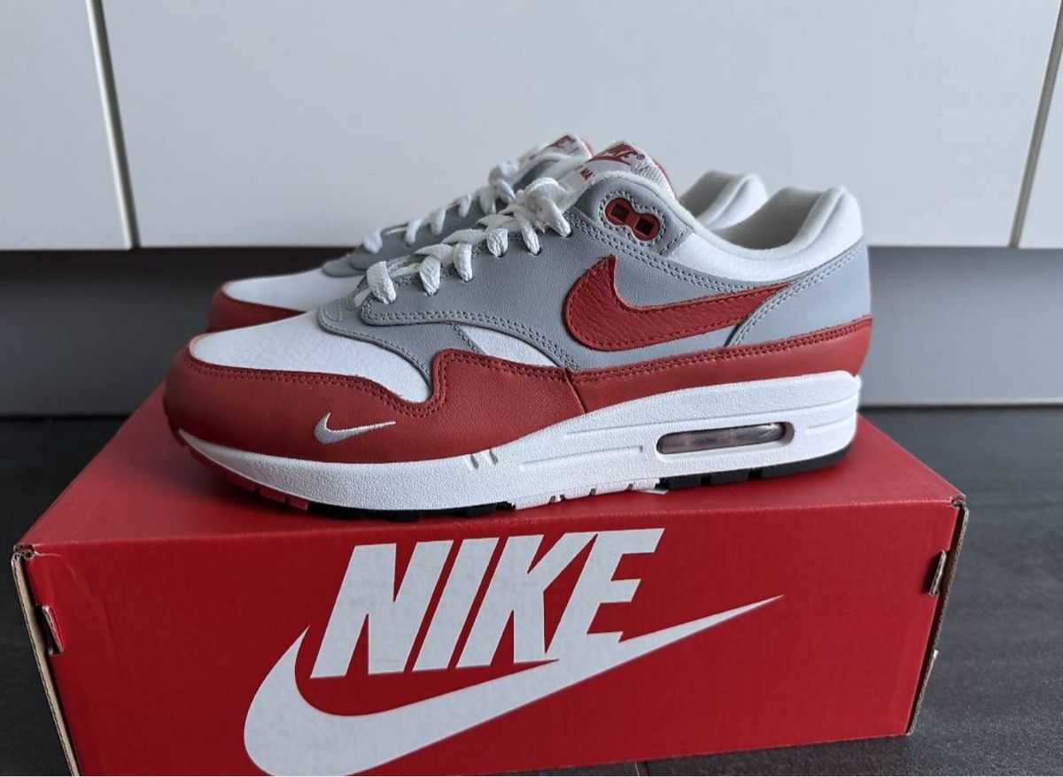 Nike Scarpe da uomo: Nike Air Max 1 Masrot Gr:41 – Nuovo (secondo la descrizione) da Sissach venduto da Kicks13