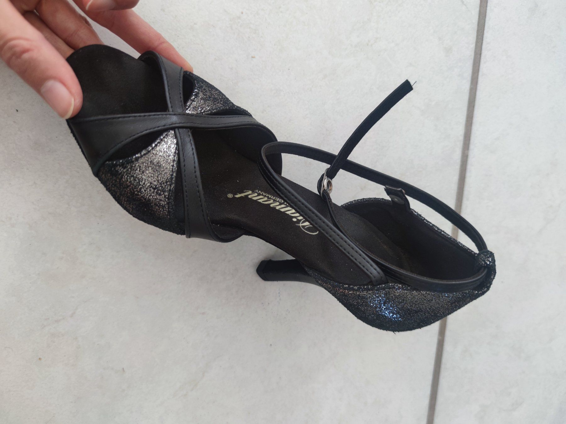 Scarpe da donna: Tanzschuhe Diamant – Usato da Effretikon venduto da s0871465 4
