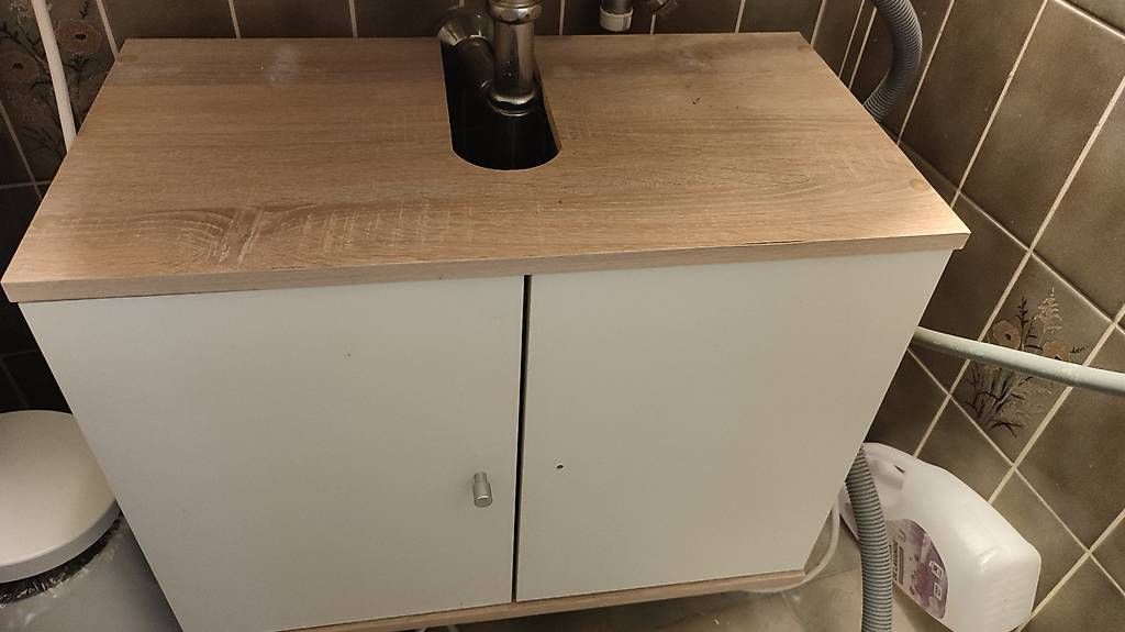 Mobili per bagno: Meuble sous vasque/lavabo – Usato da Genève venduto da wen_mv8d