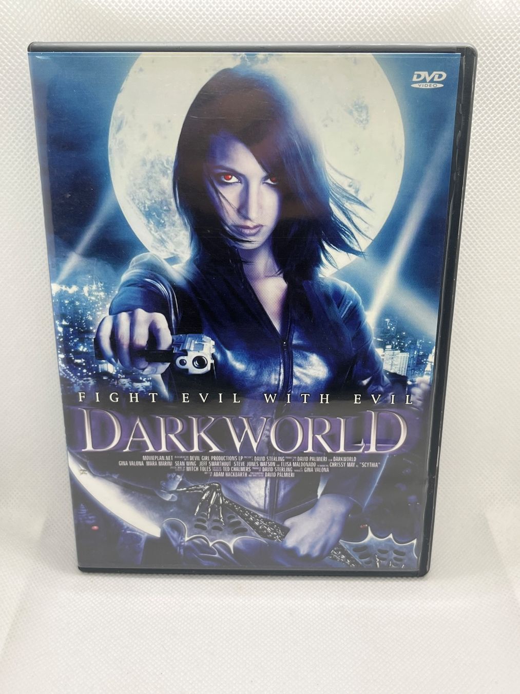 Alle DVDs: Darkworld DVD - Fight Evil With Evil – Gebraucht aus Hinterkappelen von Kim1992
