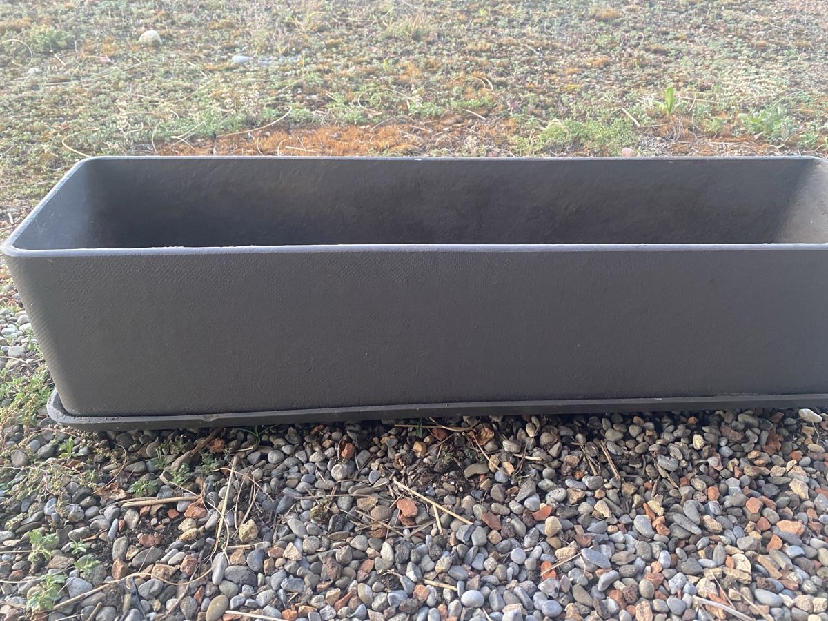 Eternit Vasi per fiori: Eternit Blumentrog  – Usato da mettmenstetten venduto da Lewa000 1