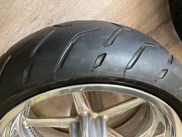Harley-Davidson Pneumatici & Ruote complete: Harley Davidson Custom Räder Rocker C fxcwc – Usato da Affoltern am Albis venduto da premiumparts 2