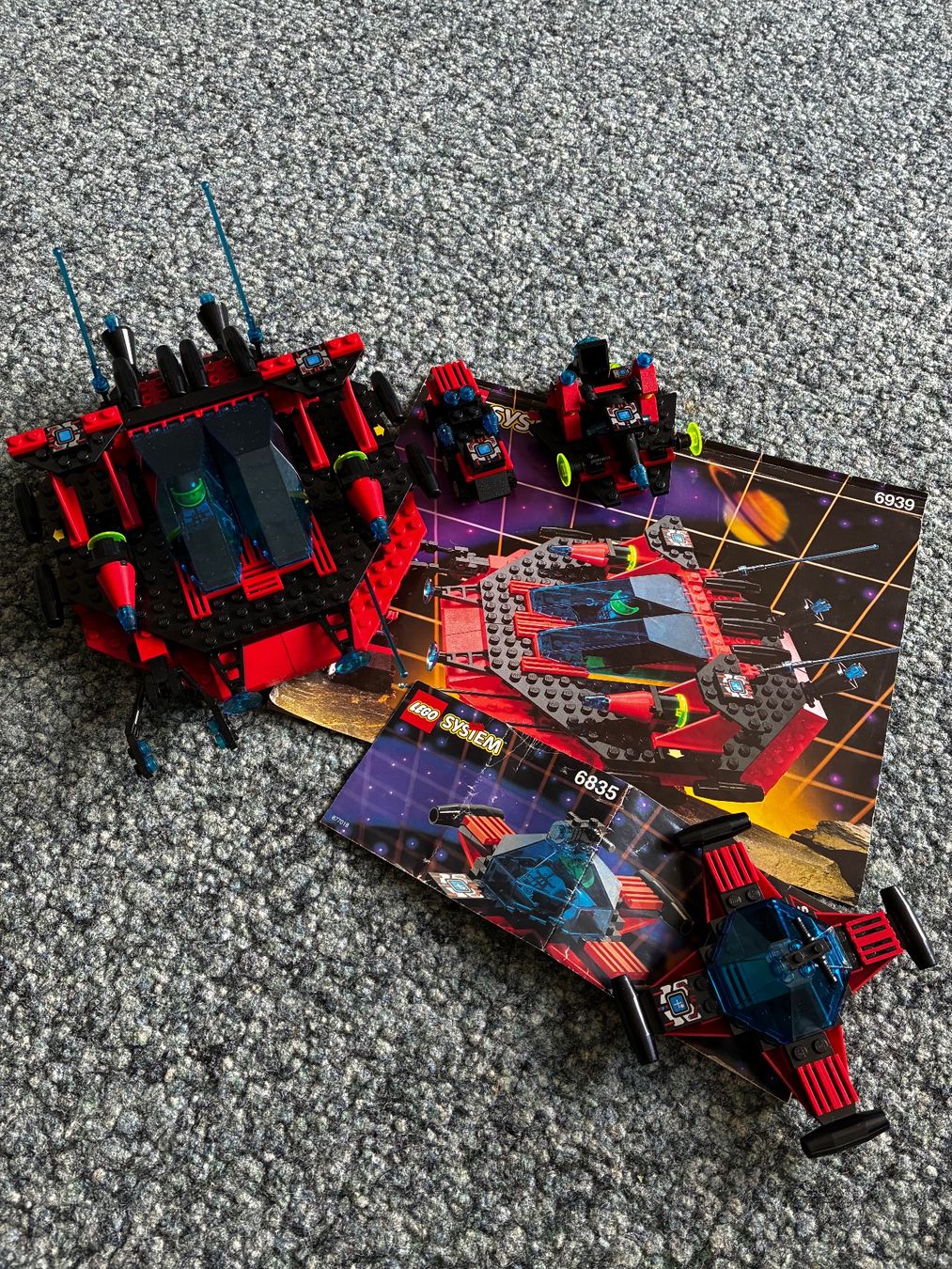Lego Kit di costruzioni: Lego Space Sets 6939 & 6935 mit Anleitung plus Bonus – Usato da Weiach venduto da godsavethequeen