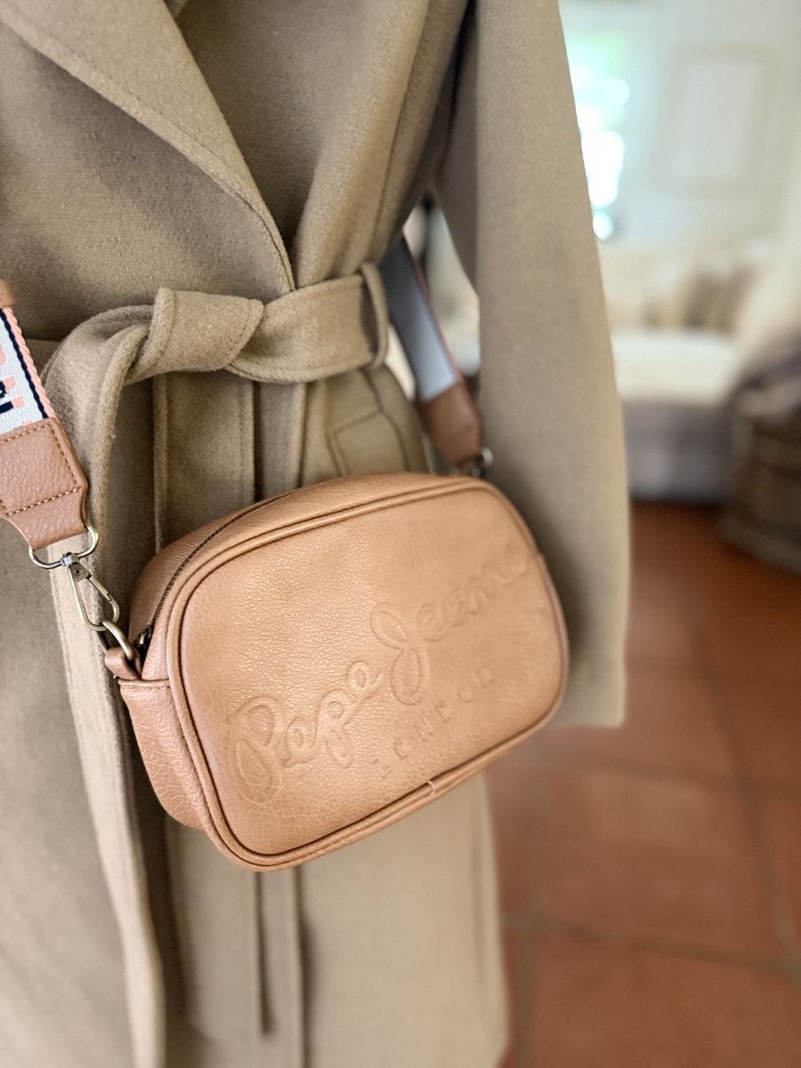 Pepe Jeans Taschen für Damen: Pepe Jeans Tasche cognac  – Gebraucht aus Fehraltorf von Erdo81