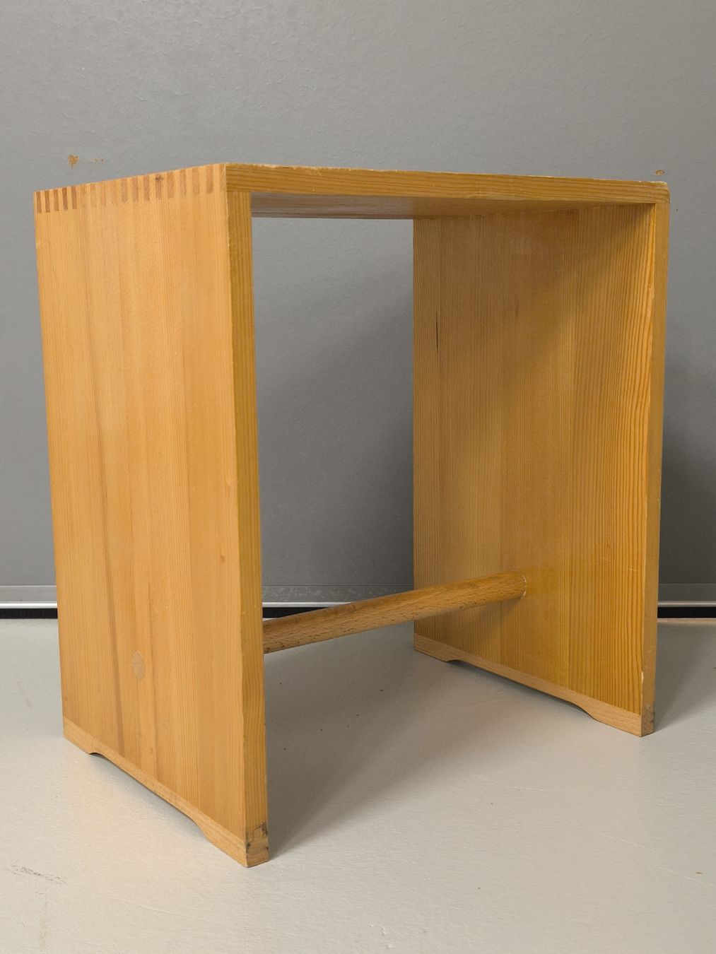 Sgabelli: MAX BILL - ULMER HOCKER 1954 - VINTAGE MÖBEL – Usato da Goldach venduto da Gaip