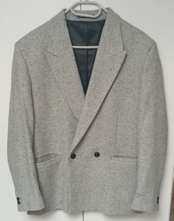Zara: Graue Jacke, Gr52, Geschenk- schwarze Hose Gr42.