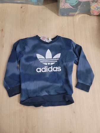 pullover adidas Gr. 104
