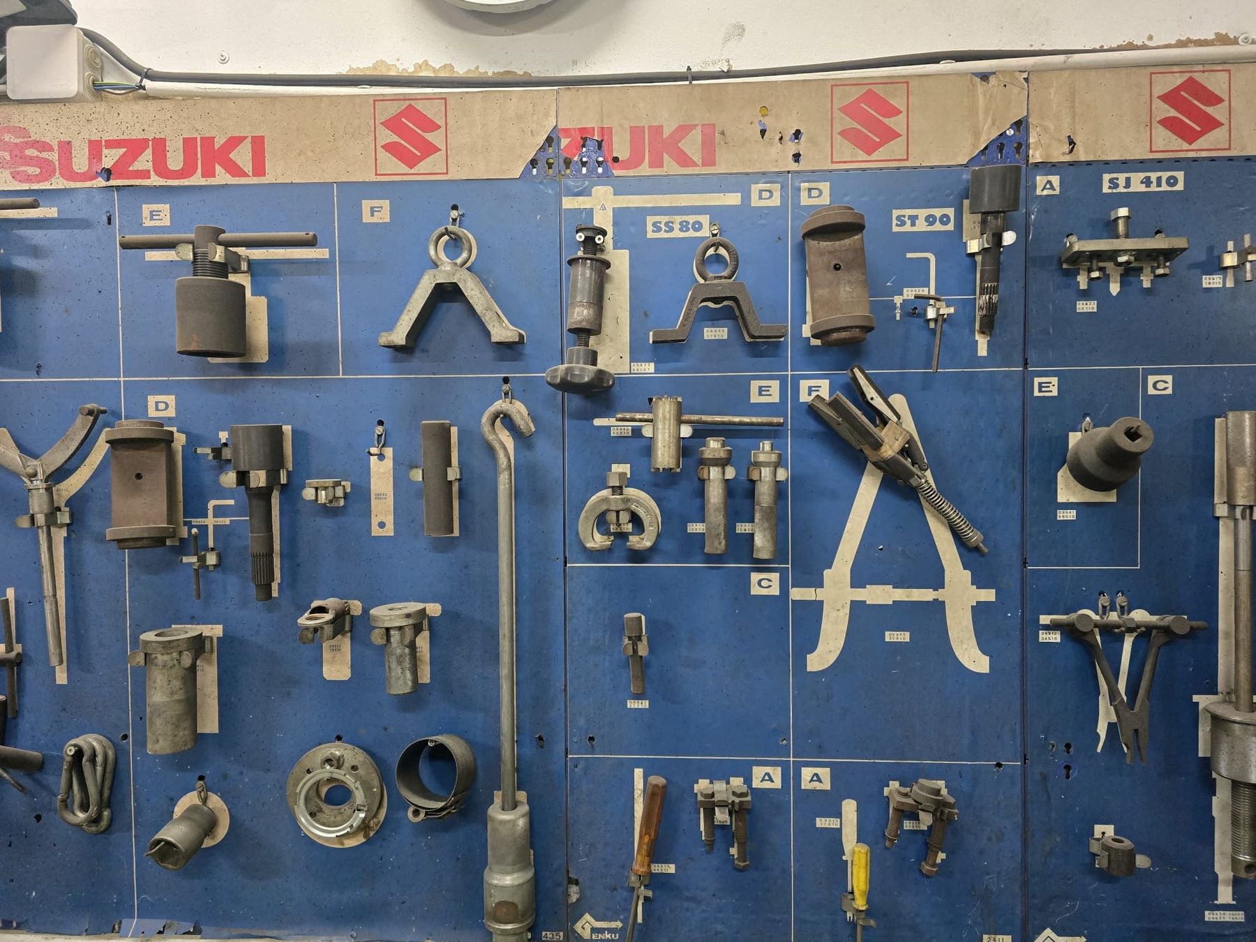 Tutti gli attrezzi: Werkzeugwand – Usato da Müllheim Dorf venduto da nokian70 2