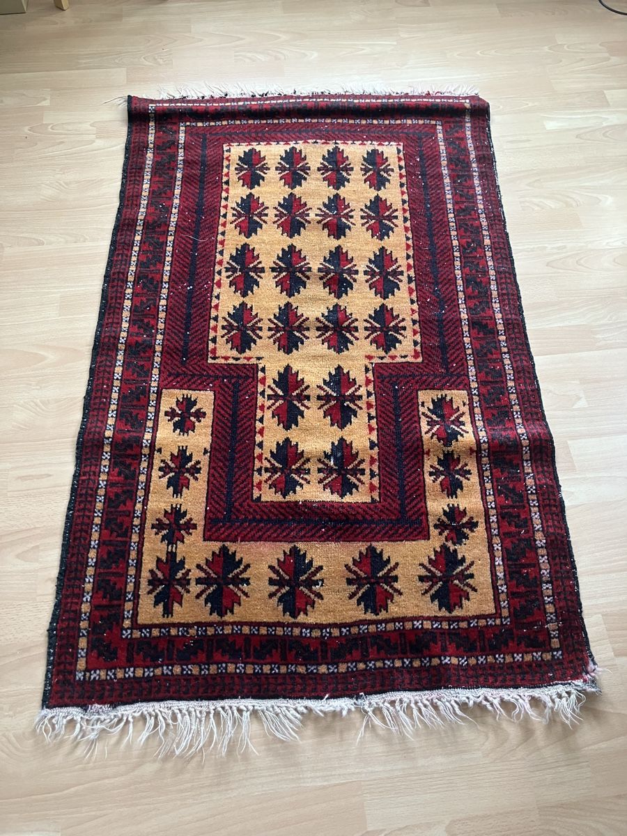 Teppiche: Persian Teppich – Gebraucht aus Zürich von Classic_Collection_Zurich