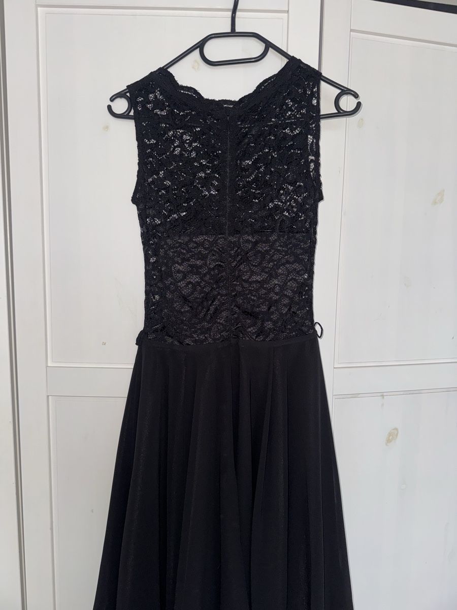 Robes: Cocktailkleid von swing – D'occasion à egerkingen par cin_vqn7 1