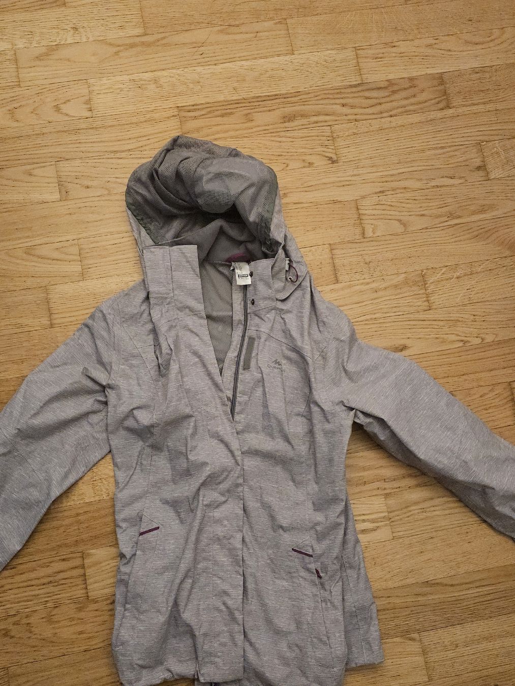 Decathlon Giacche: windjacke quechua – Usato da Oberengstringen venduto da gre_7wv8 3