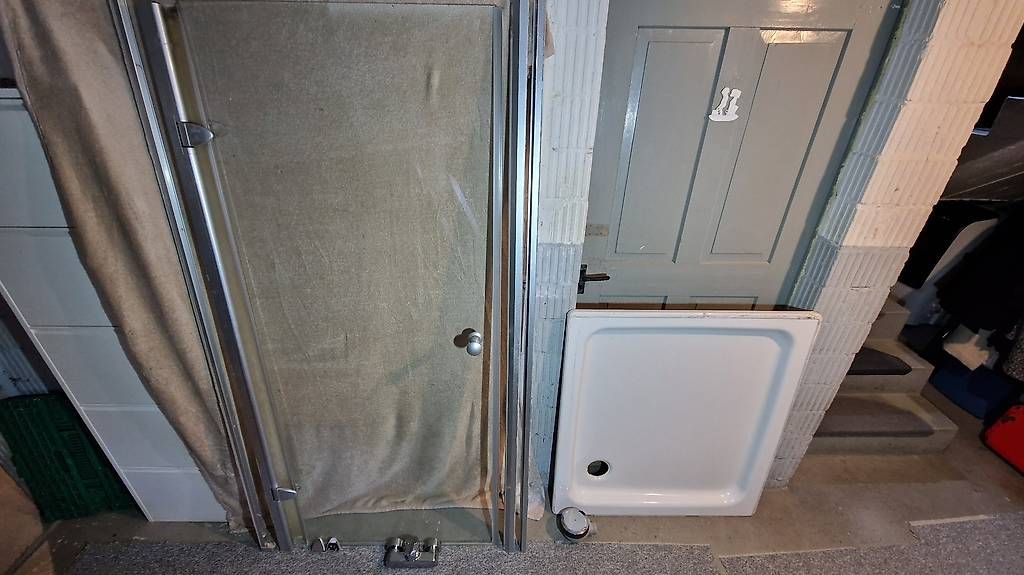 Duschen: Dusche komplett – Gebraucht aus Lichtensteig von ret_m9nk 1