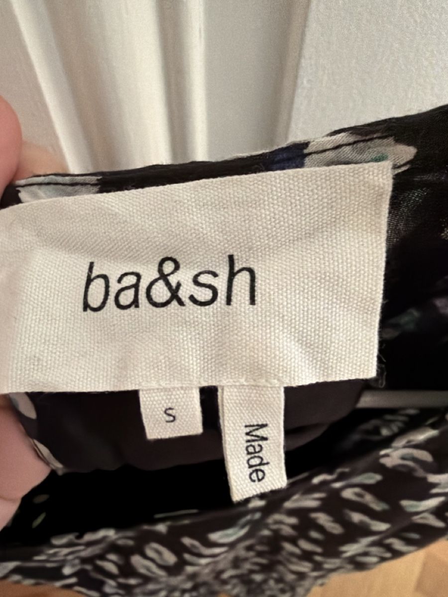 Ba&Sh Vestiti: Robe à motif Bash - S - 20 chf – Nuovo (secondo la descrizione) da Genève venduto da tan_h6b8 2