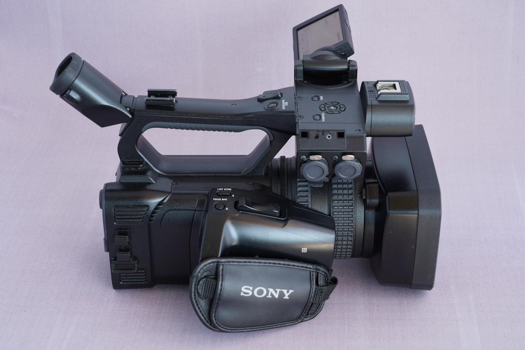 Sony Camcorder: Sony PXW-Z150 4K camcorder – Gebraucht aus Chatelaine von sgaron 4