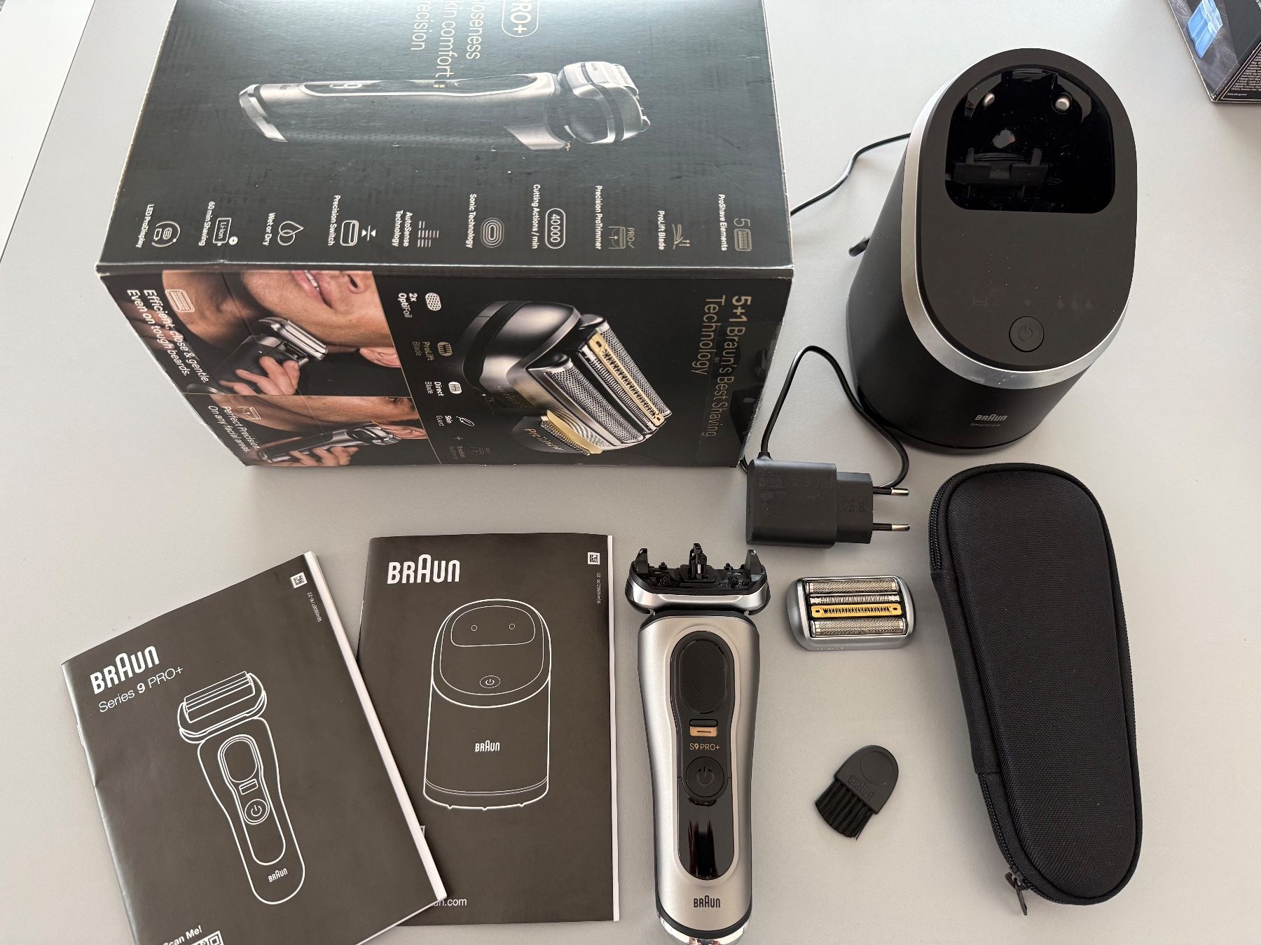 Braun Rasierapparate & Rasierklingen: Braun Series 9 Pro + Rasierer *wie neu* – Gebraucht aus Wallisellen von ste_qb9l