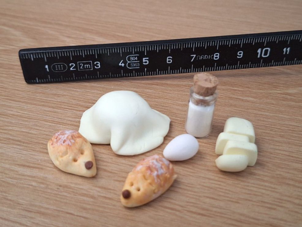 Maisons & Meubles de poupées: Igelbrötchen Backset Handgemacht – Neuf (Voir description) à Zürich par HandmadeTinyFood 1