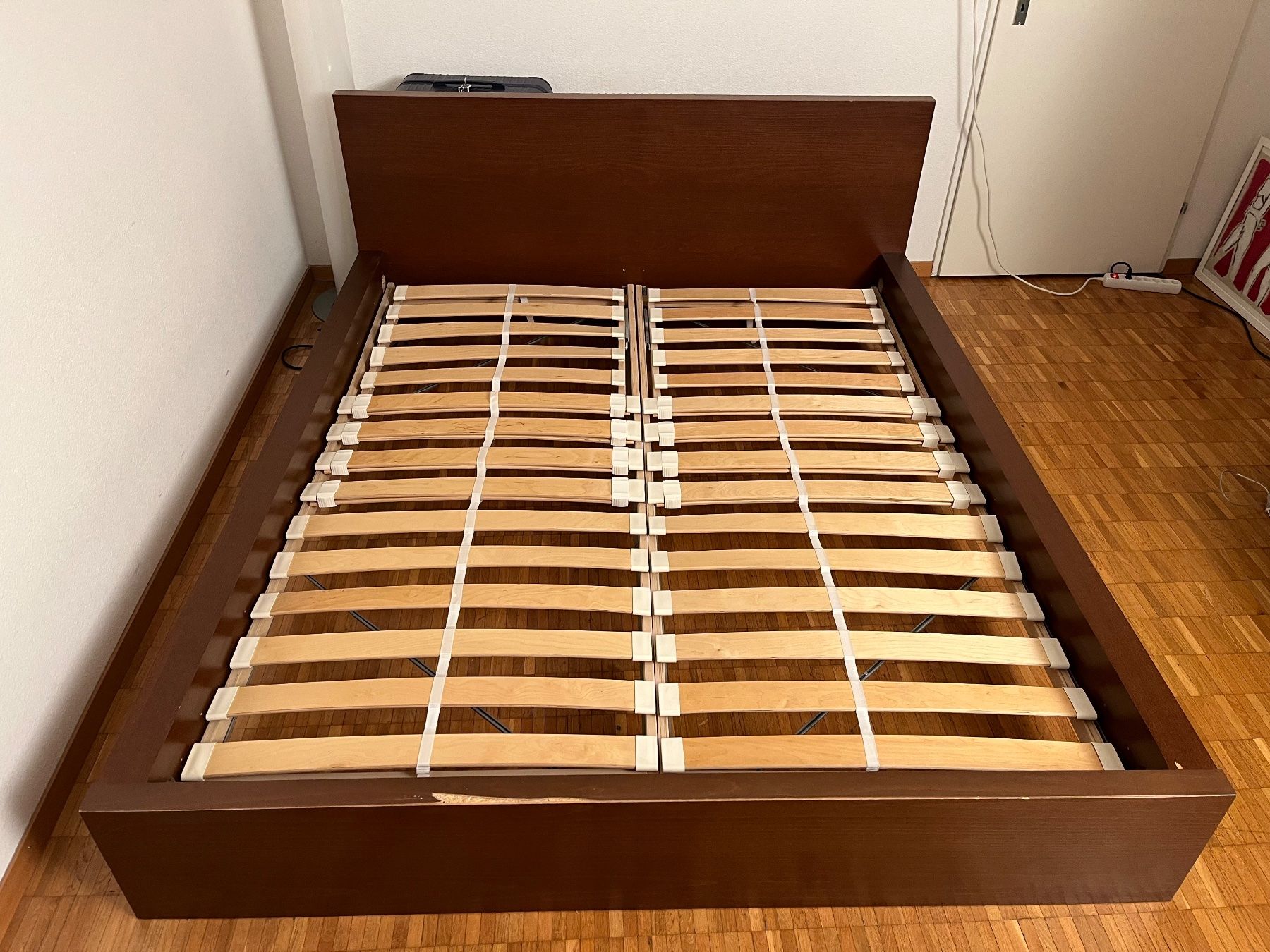 Ikea Letti: Ikea Bettgestell Malm inkl. Lattenrost – Usato da Zürich venduto da debokarina