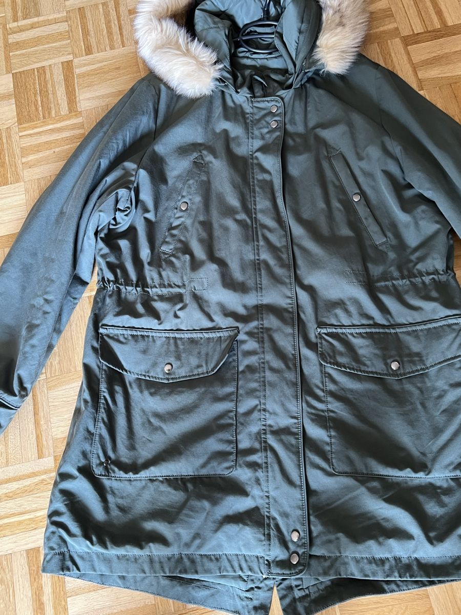 Manor Giacche: Parka kaki 44 comme neuf  – Nuovo (secondo la descrizione) da St-Blaise venduto da endora63 5