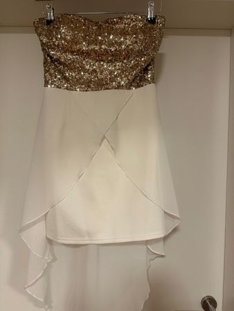 Festliches Kleid mit Pailletten-Oberteil, Grösse S