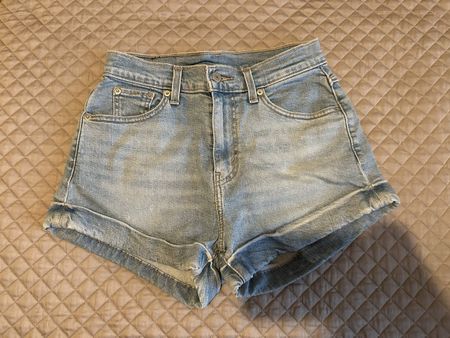 Levi's Denim Shorts - Summer Style, Size 26, Light Wash