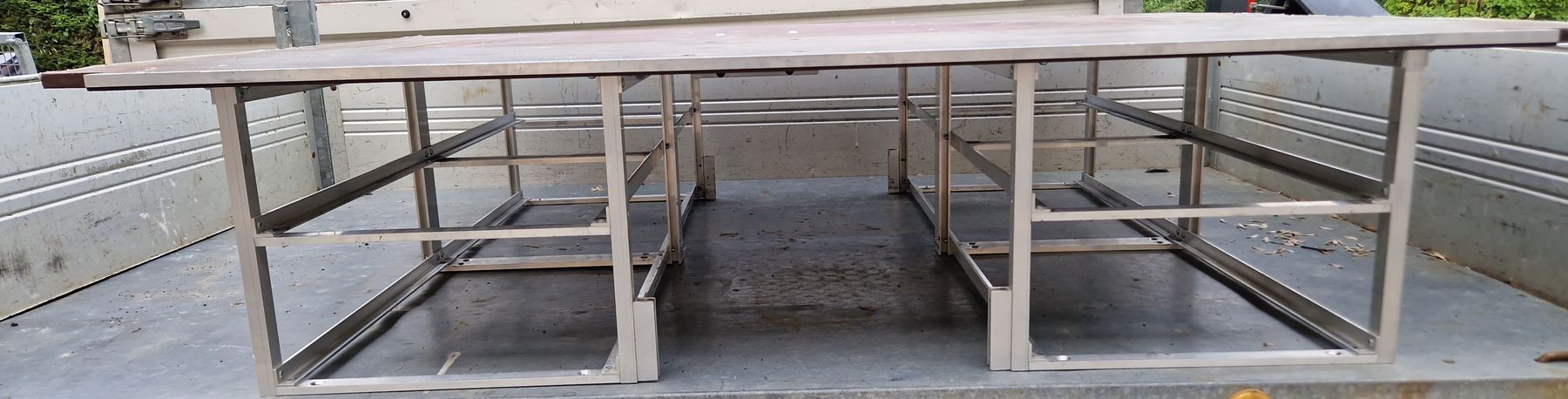 Casse di trasporto: Plateforme pour véhicule utilitaire + rangement caisses RAKO – Usato da St. Ursen venduto da cpi23 7