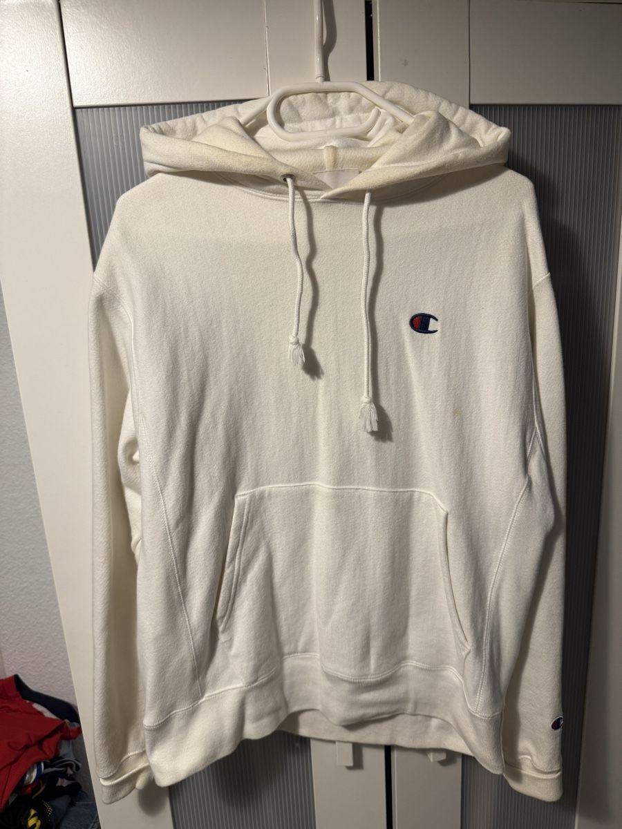 Champion Pullover & Sweatshirts: Sweat à capuche Champion Reverse Weave blanc taille M – Gebraucht aus Lausanne von D.Kneuss