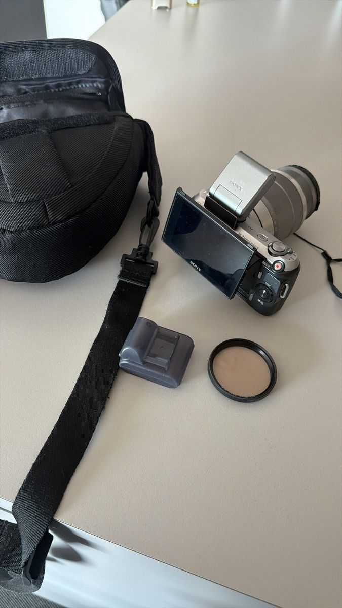 Sony Fotocamera: Sony nex c3 – Usato da Niederuzwil venduto da Zef123 3