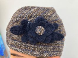 Schicker warmer Damenhut