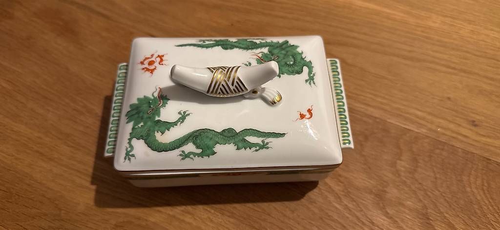 Zuccheriere: Meissen Dose grüner Mingdrache – Usato da Basel venduto da mar_nj7r