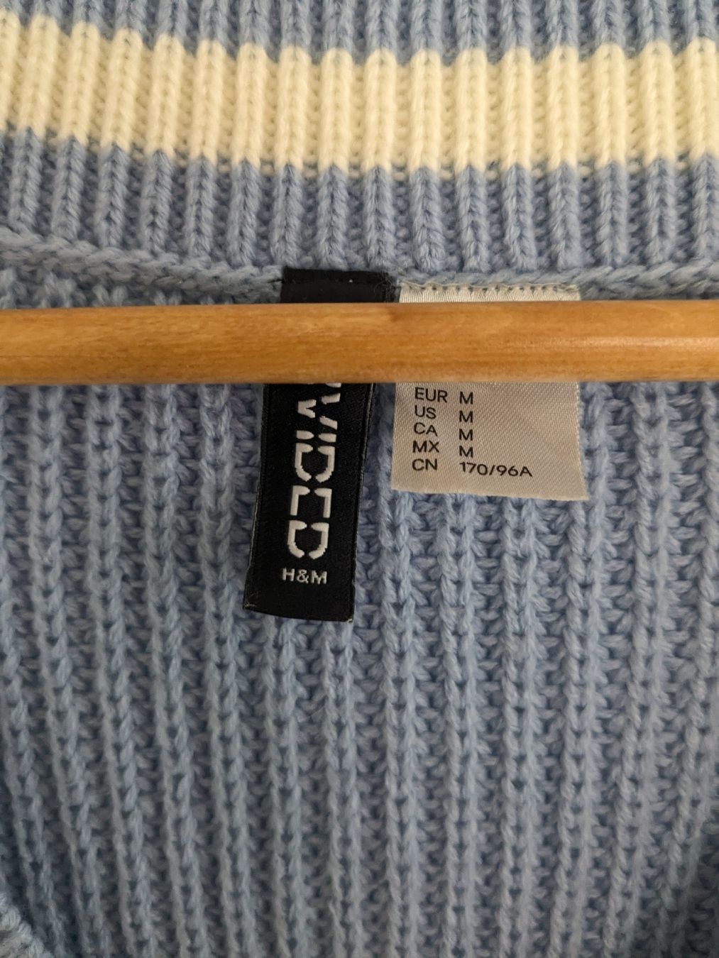 Gilet & Giacche senza maniche: H&M Strickweste / Pullunder, Grösse M, hellblau – Usato da Rorschach venduto da olg_5qq2 2