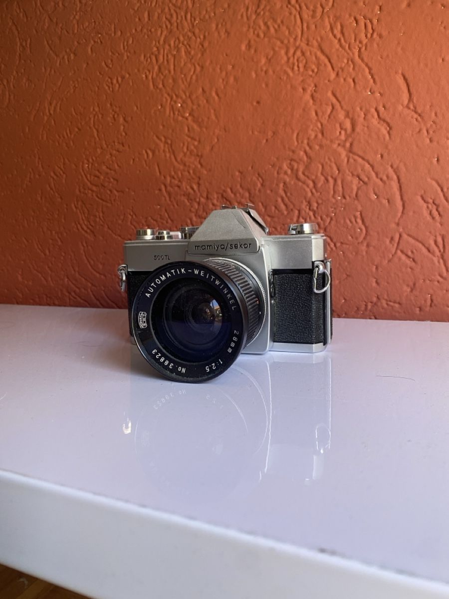Mamiya Kamera: Mamiya Sekor 500TL Kamera  – Gebraucht aus Uerikon von JenslLslwjdndkdn