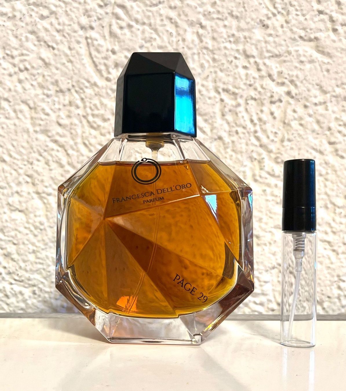 Francesca Dell'Oro Profumi & Eau de Toilette: Page 29 Francesca dell'Oro 5ml Abfüllung – Usato da St. Gallen venduto da lfs_nxl8