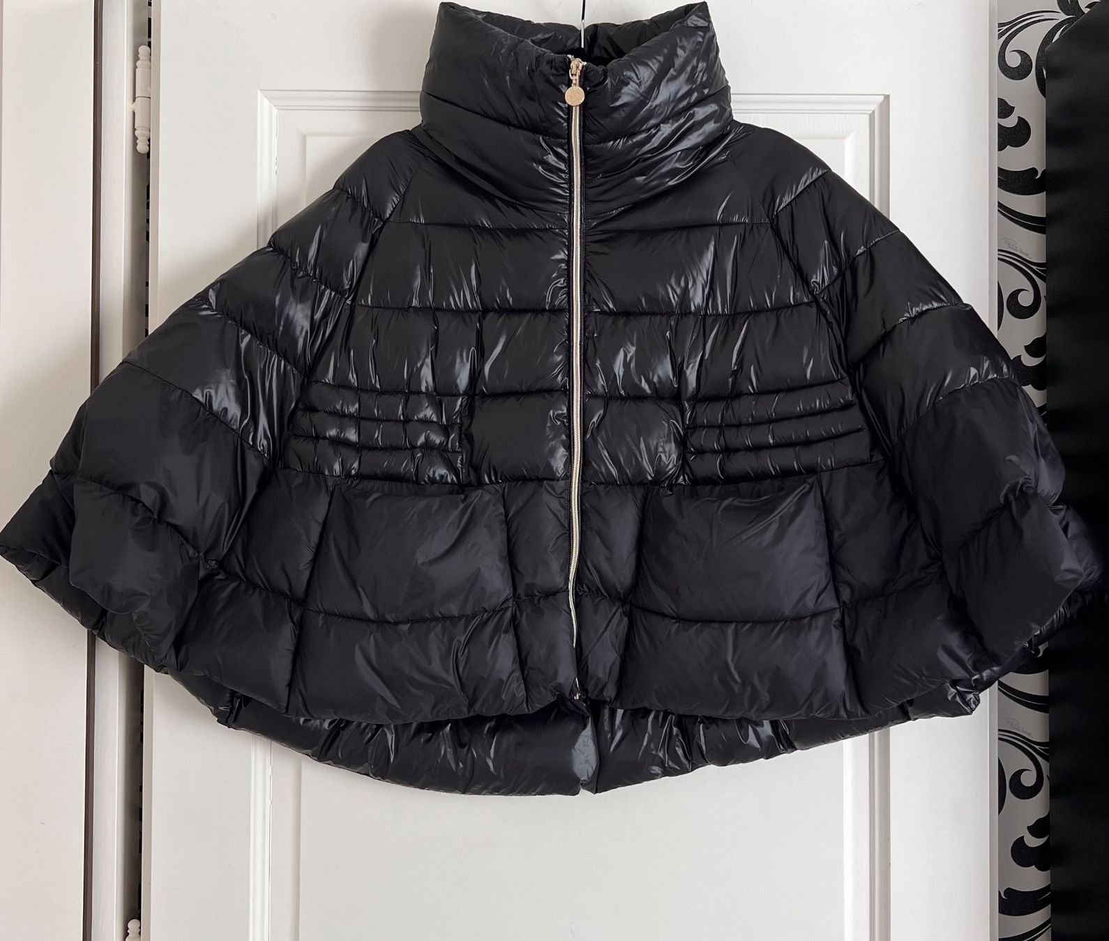Vestes: Winter Black Puffer Jacket – D'occasion à Corsier-sur-Vevey par Kristina.Nova