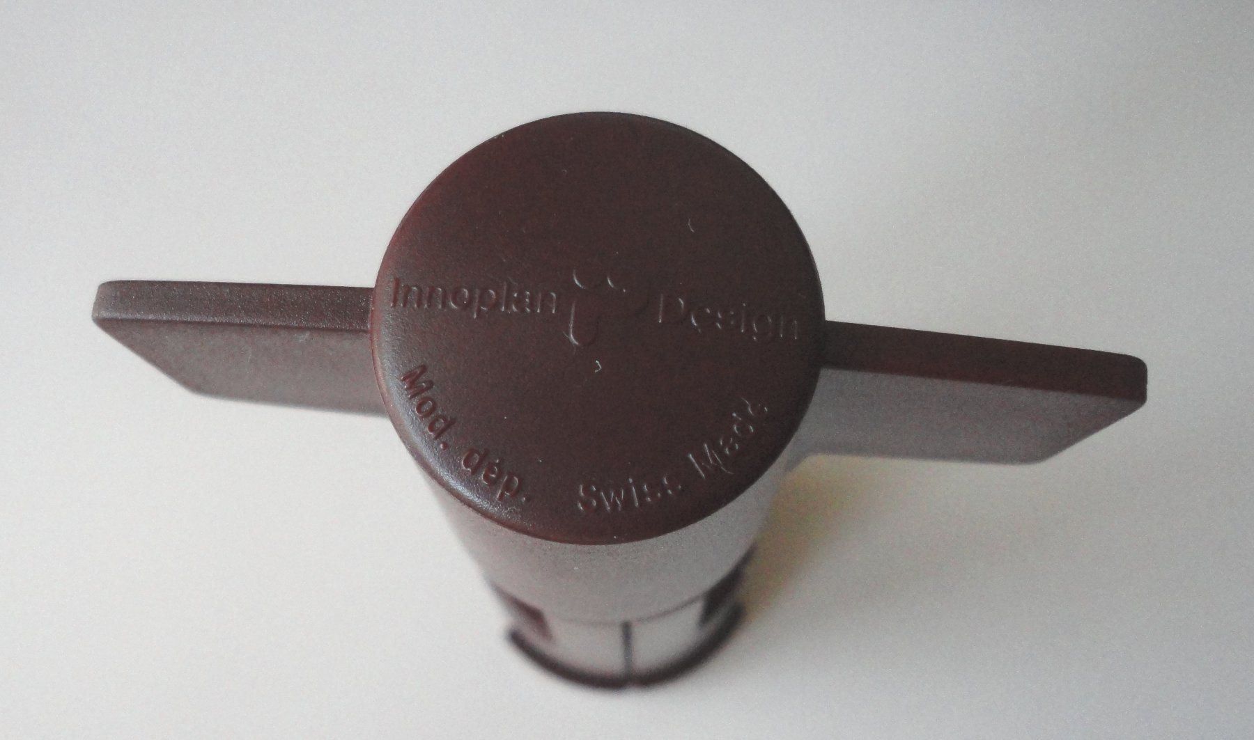Apribottiglie & Tappi per chiusura: Korkenzieher Innoplan Design Swiss Made – Usato da zürich venduto da parts5060 3