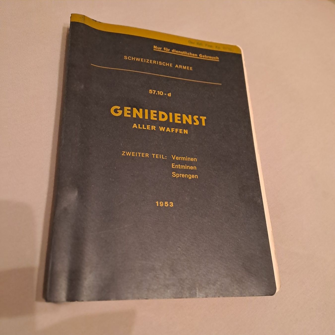 Libri: Geniedienst aller Waffen – Usato da Gipf-Oberfrick venduto da Mig_29