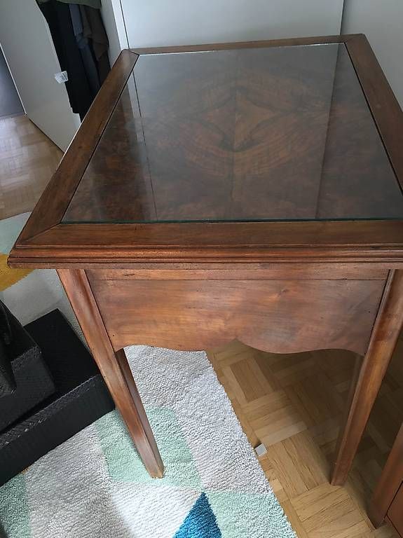 Tavoli: Petite table/secrétaire ancienne – Usato da Corseaux venduto da Josee2 2
