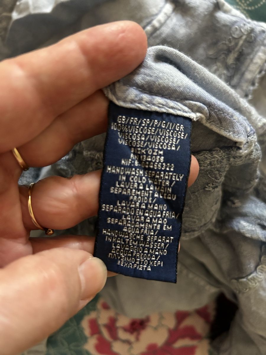 Camicette: Hübsche Bluse in S Vintage – Usato da Winterthur venduto da Sunshineandrain 3