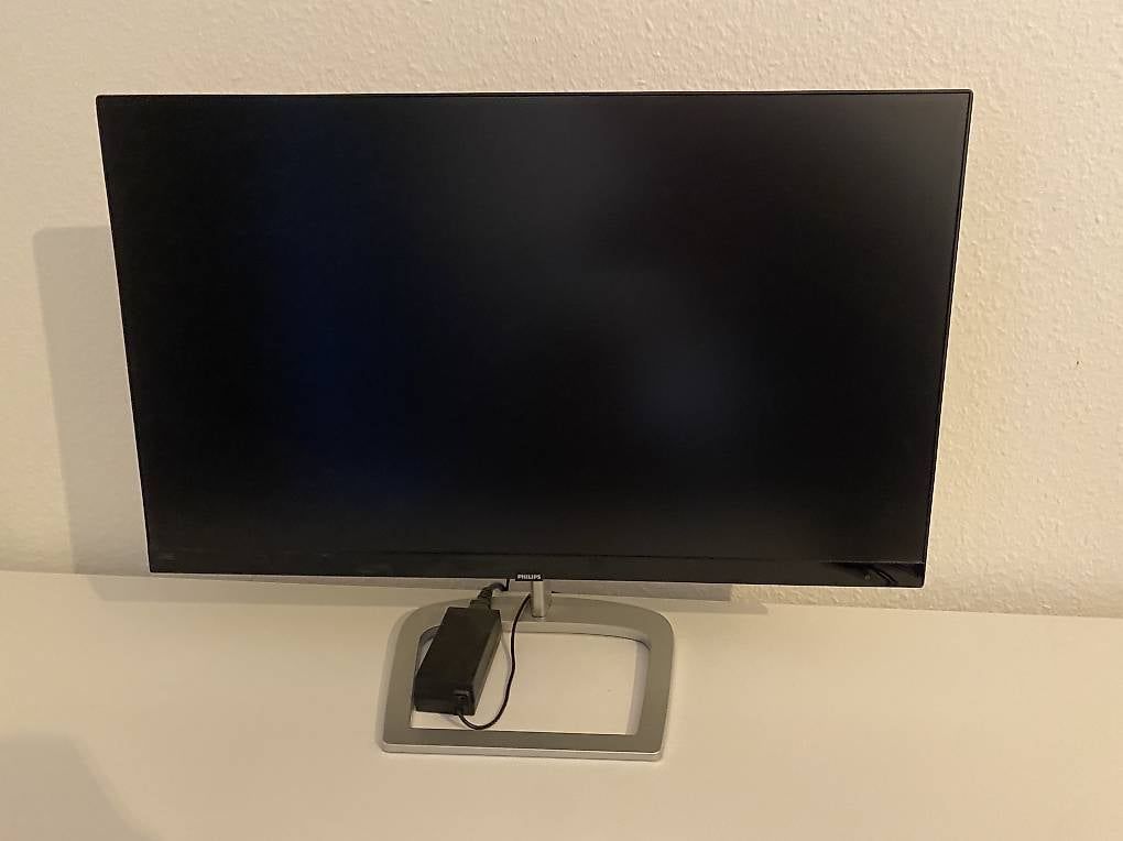 Monitore: PC Bildschirm Philips 27Zoll  – Gebraucht aus Luzern von ann_t6wf