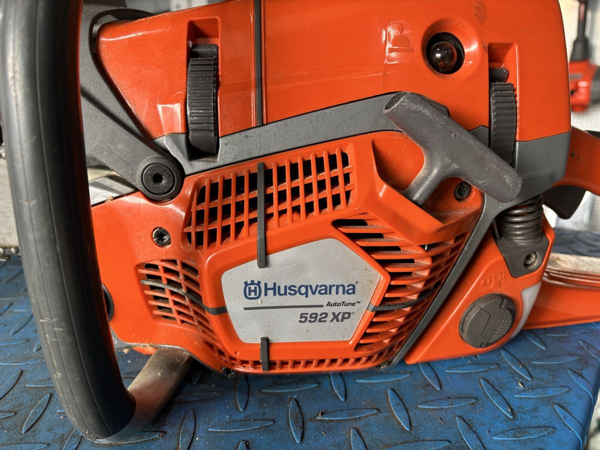 Husqvarna Seghe: Husqvarna 592xp – Usato da Grono venduto da M-SAGL 1