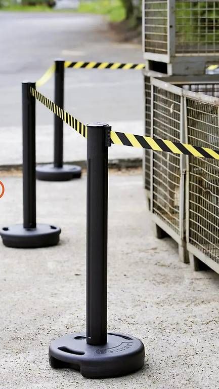 Recinzioni: 3 Stk. neue Gurt-Ständer, Absperrpfosten, Länge 3,7 m – Nuovo e nell'imballaggio originale da Necker venduto da liq24 2